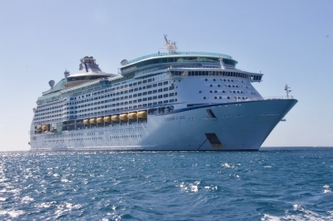 gallery/clouds-cruise-cruise-ship-813011